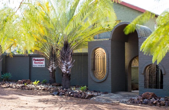 Flamboyant Guesthouse