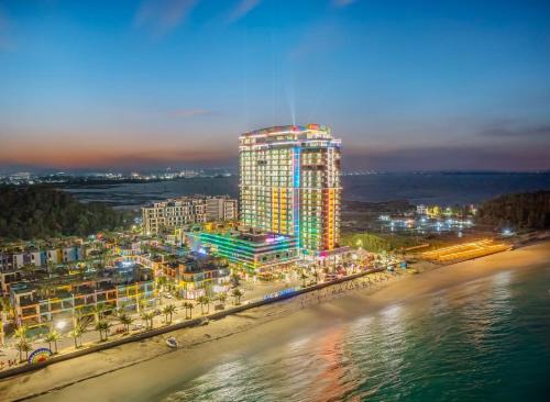 Flamingo Hai Tien Beach Resort