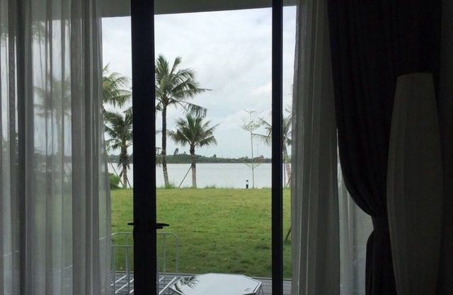 Flamingo Skylake Villa