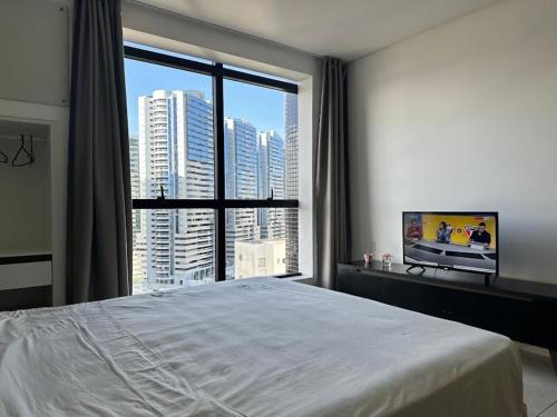 Flat Moderno a 150m do Salvador Shopping