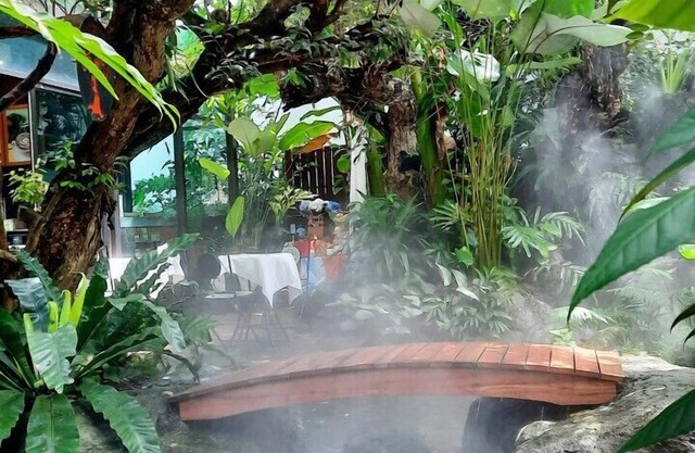 Floraville Phuket Resort