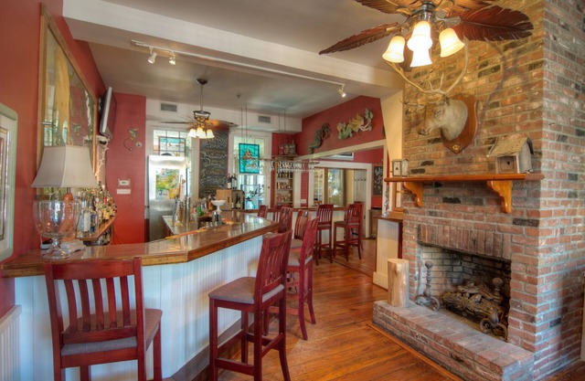 Florida House Inn
