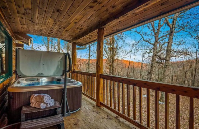 Fly Away Cabin- Modern, Serene, And Convenient