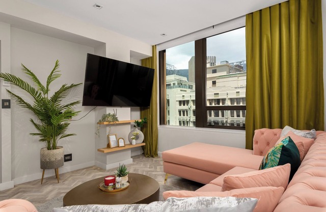 Foreshore Place | Modern One Bed Apt | Netflix
