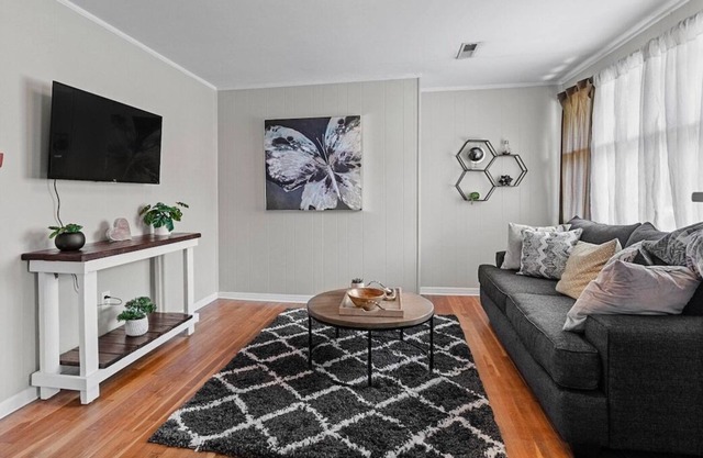 Forget your worries in this spacious and serene space