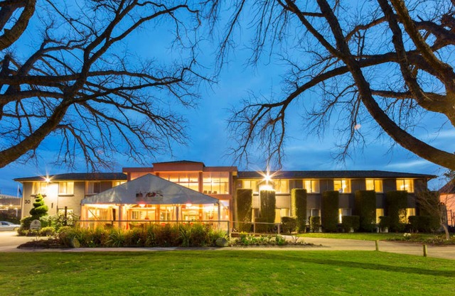 Forrest Hotel and Apartments