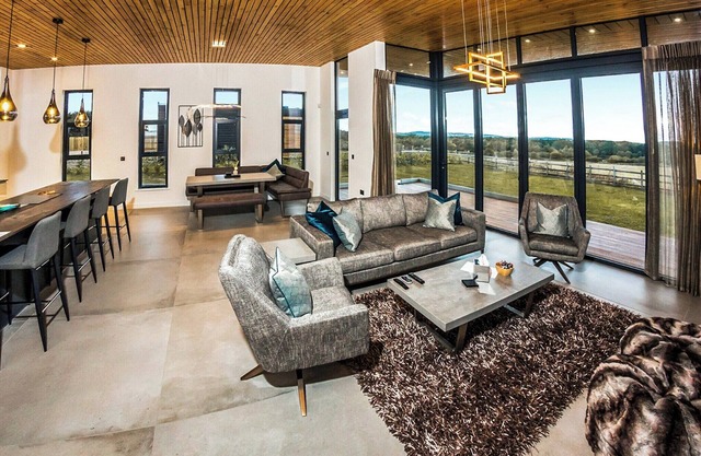 Four bed lodge with three king-size beds and one twin (king by arrangement).