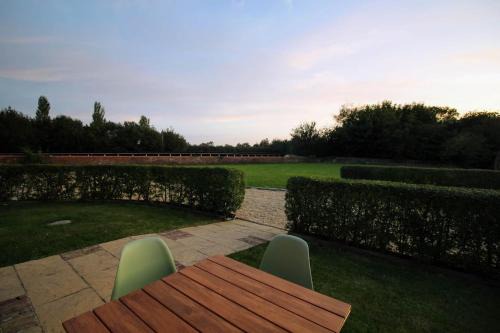 Fox Cottage, Covenham Holiday Cottages