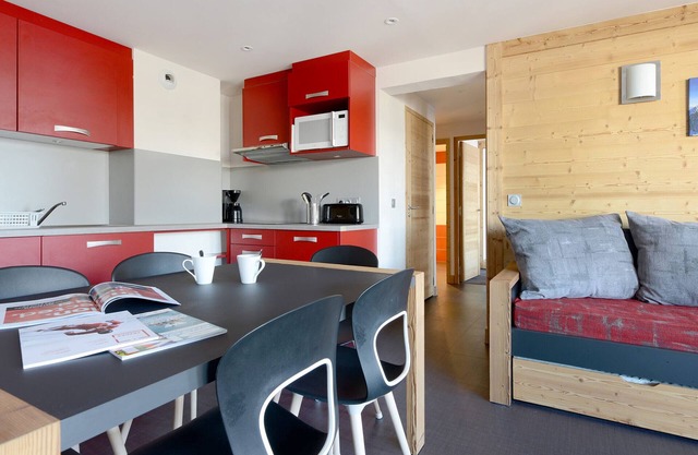 Bright Apartment Near Slopes · Wellness Area · Pet-Friendly