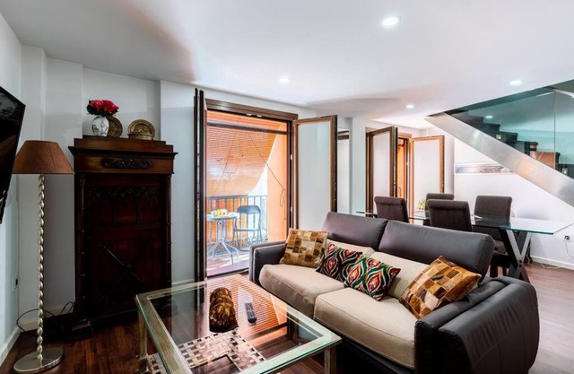 Fr26 Luxurious Apartment, 2 minutes from Cathedral
