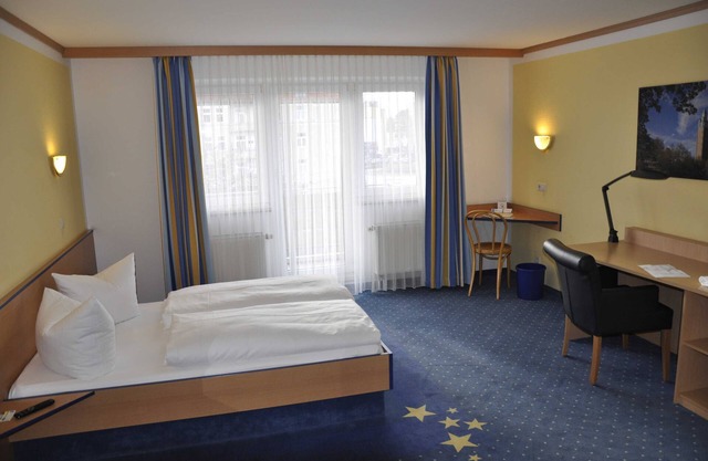 Frenchzimmer - Sleep & go Hotel Magdeburg Gmbh