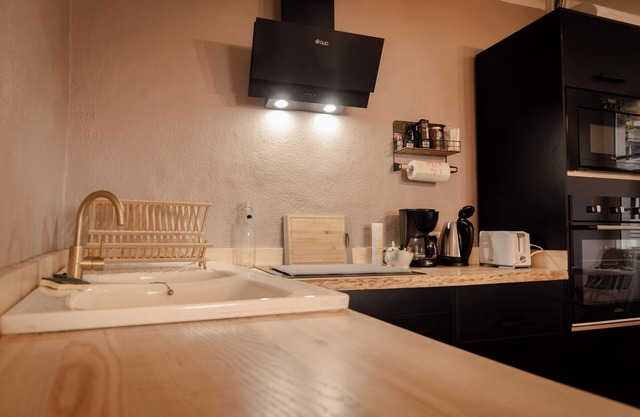 Frida KAHLO family room in the Château outbuilding overlooking the Loire River