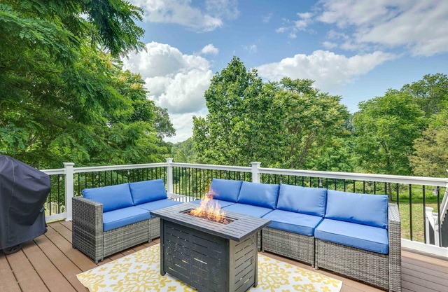 Front Royal Retreat on 3 Acres w/Mtn Views!