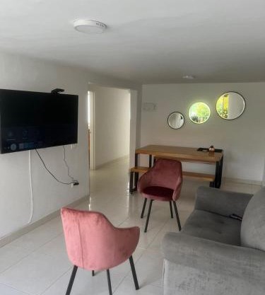 Full apartment near El Poblado