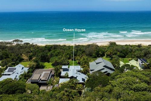 Fuller Holidays -Ocean House - Beachfront Suffolk Park