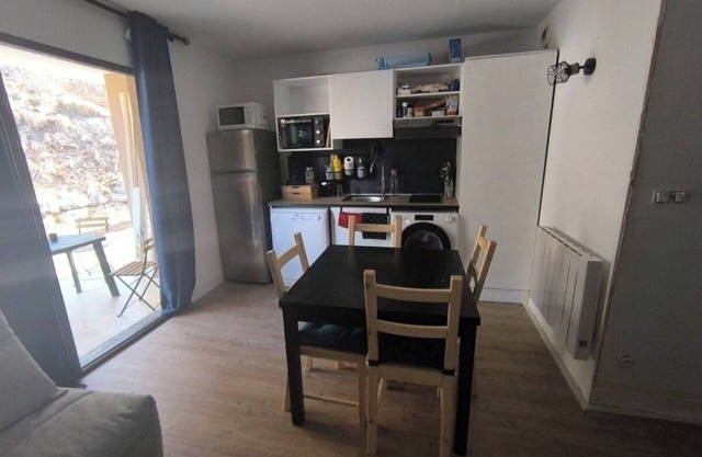 Fully equipped studio