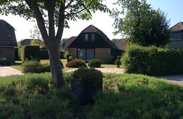 Fully furnished detached holiday home within walking distance of Lake Veere