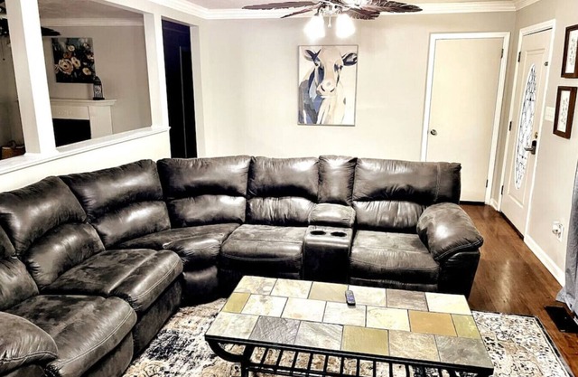 Fully Furnished Mountain Retreat for Professionals