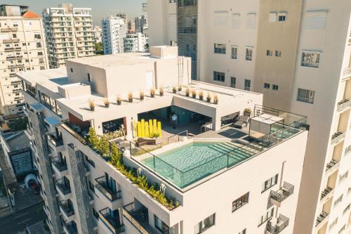 Fully Serviced Apartment at Regatta Living - 3B