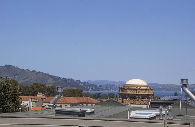 Furnished 3br/2ba Luxury condo in Cow Hollow with stunning views