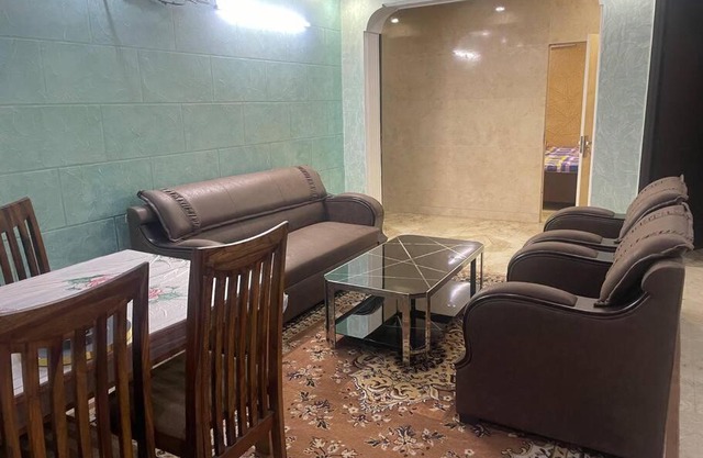 Furnished 4BHK Apartment near Apollo Hospital
