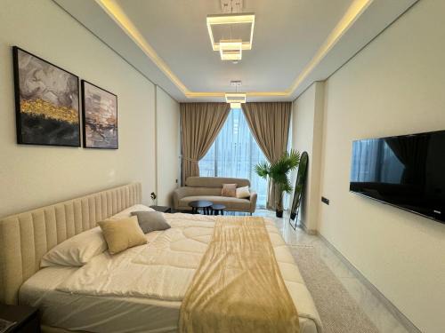 Furnished studio استديو مفروش studio city