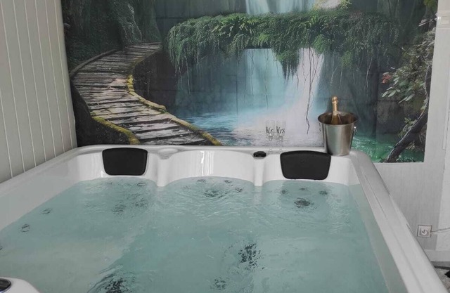 Gîte Maison de Campagne au nid D'ange Avec Jacuzzi
