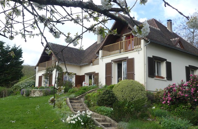 Gîte in Perche La Campagne Enchantée 1H30 from Paris 10 mm from La Loupe train station