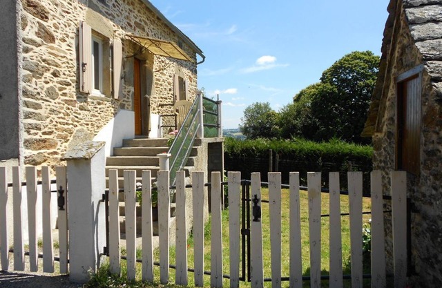 Gîte les Cayroux