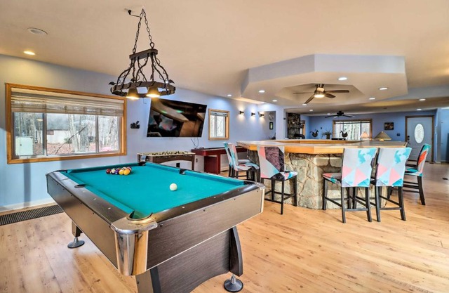 Game Room and Lake Access Albrightsville Home!