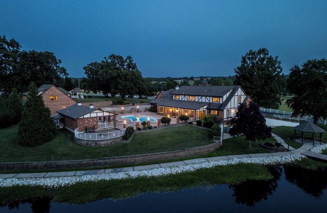 Gated 35-Acre De Soto Estate: Pool, Lake & Patio!