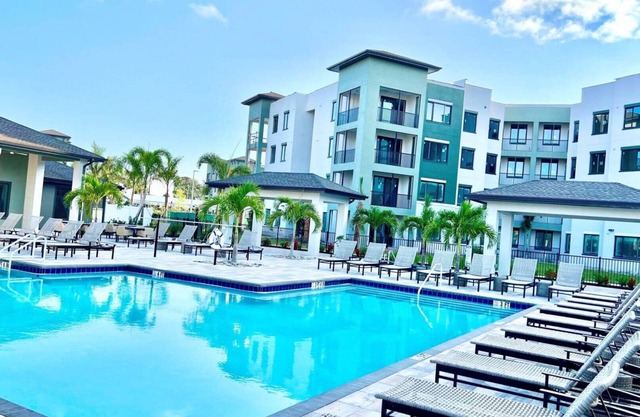 GatewayCommons 2BD 7