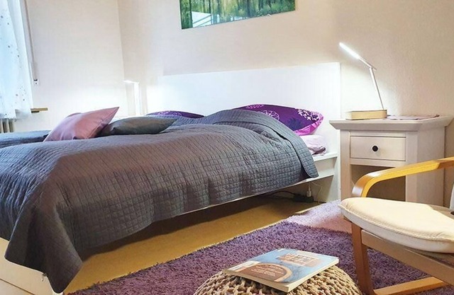 Gemütliche und moderne 3-Zimmer-Ferienwohnung mit großer Terrasse, stadtnah