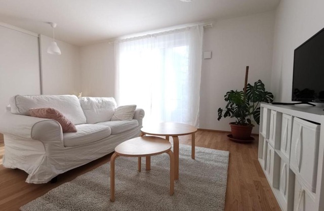 Gemütliches Privatzimmer in geräumiger Gemeinschaftswohnung