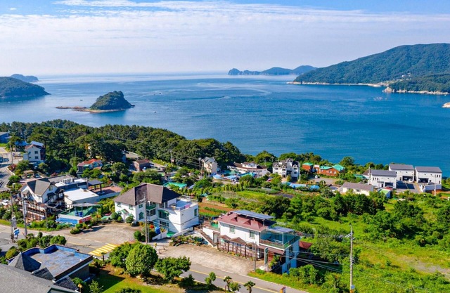 Geoje Mangyang Pension