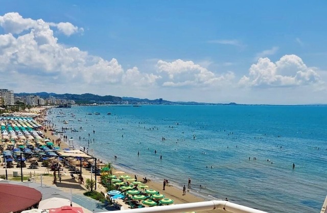 George Sea View Beach Apartment