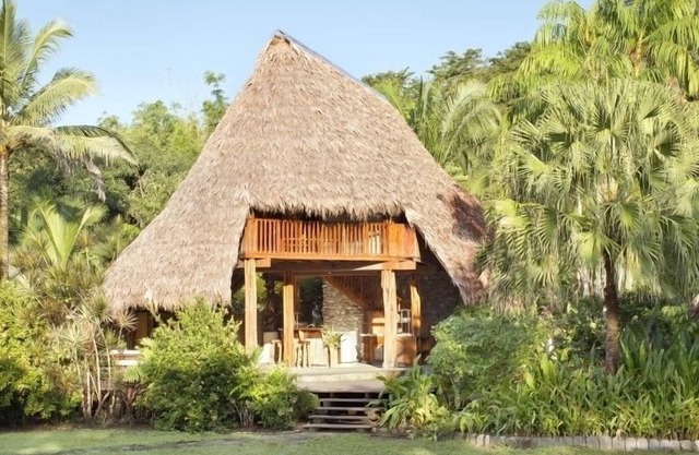 Georgeous Beach Home with Fresh Water Pool