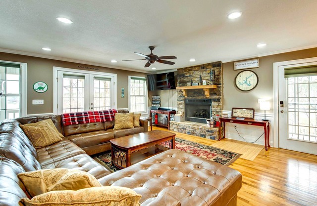 Georgia Home on Lake Sinclair w/Private Dock