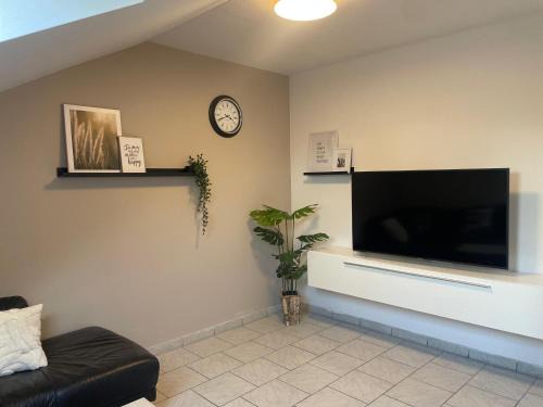 Geräumige gemütliche Ferienwohnung in Düren-Nähe Köln und Aachen