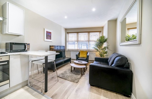 Giants Causeway - 1bd Ap (Gold Short Term Stays)