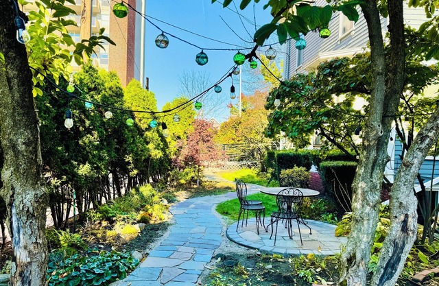 Ginkgo House on Harvard