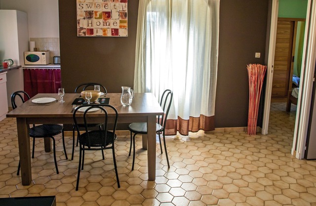 Gîte Garrigues 4/6 people in the heart of Southern Ardèche