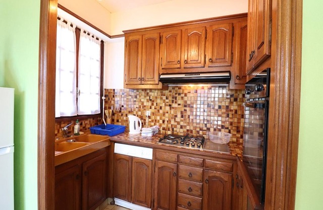 Gite Pleaux, 2 bedrooms, 5 persons