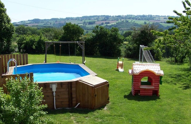 Gite Prévinquières, 3 bedrooms, 6 persons