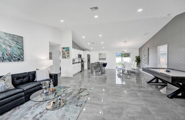 Glamorous *New* Home in Delray Beach near The Ave!