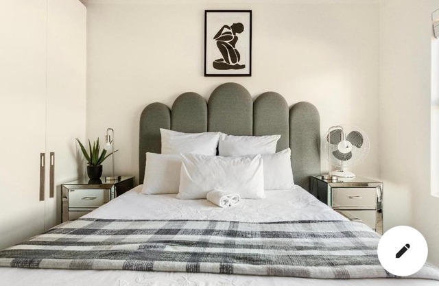 Glamorous one bedroom