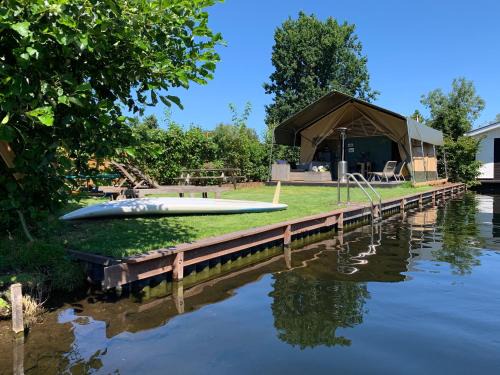 Glamping aan de Plas