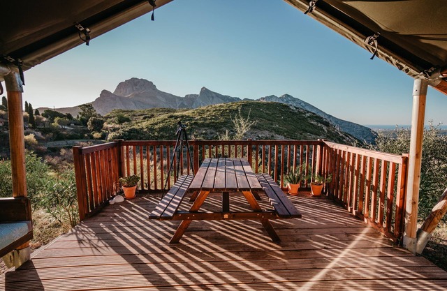 Glamping 'Tienda De Safari ' with Private Terrace and Wi-Fi