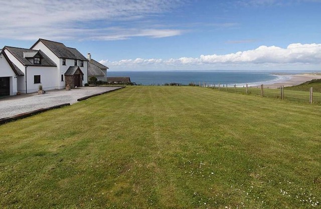 Glebe Farm in the beautiful Rhossili