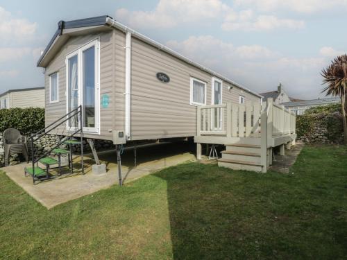Gold Caravan 316